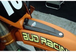 Pro-carbon Racing KTM Első Sárvédő Tartó - SX/SX-F 2006-ig