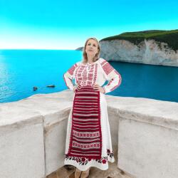 Ie traditionala Costum traditional dama Ioana