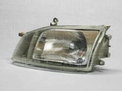 Toyota HiAce 1995-2012 - Fényszóró H4 bal -06.08. (manuális) TYC