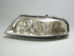 VW Passat 2000-2005 - Fényszóró FF/2H7 bal (motoros) TYC