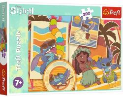 Trefl Puzzle Trefl, Disney Stitch, La Plaja cu Lilo si Stitch, 200 piese Puzzle