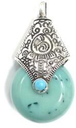  Gyöngy alkatrész- medál ásvány hatású díszes medálakasztóval 30x18mm türkiz 1db