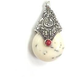  Gyöngy alkatrész- medál ásvány hatású díszes medálakasztóval 30x18mm fehér 1db