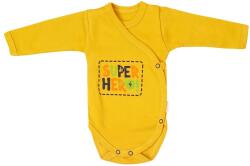 Mamatti Baby body hosszú ujjú, oldalt rögzíthető, Hero - mustár Velikost koj. oblečení: 62 (2-3m)