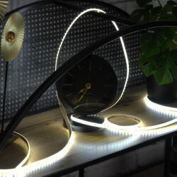 Delux LED szalag 120 led IP65 hideg fehér SMD3528 9, 6W/fm, 600lm/m, 4000K, DEL1226 (DEL1226)