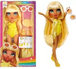 MGA Entertainment Rainbow High: Vízparti divat öltöztethető strandoló divat baba - Sunny (507282EUC) - jatekbolt
