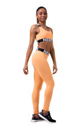 Nebbia Colanți pentru femei Hero Scrunch Butt leggings 528 light orange L