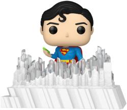 Funko Figurină Funko POP! Deluxe: Superman The Movie - Superman (Fortress of Solitude) #537 (101444) Figurina
