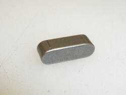 FAMA CSAVARKULCS 4x4x12 mm