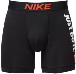 Nike Essential Micro L
