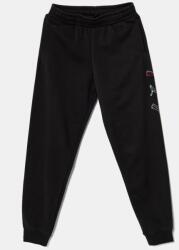 PUMA pamut melegítőnadrág ESS LOGO LAB Execution Sweatpants TR fekete, nyomott mintás, 685790 - fekete 152
