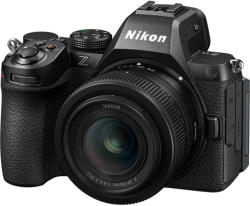 Nikon Z5 II + 24-50mm (VOA170K002)