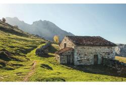 Komar Fototapet vlies Komar SHX9-068 Picos de Europe Alm 450x280 cm (SHX9-068)