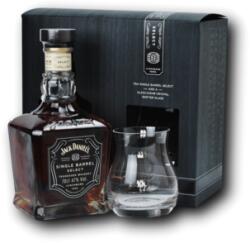 Jack Daniel's Single Barrel Select + 1 pohárral 45% 0, 7L ajándékcsomagolás 1 pohárral