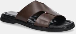 Tommy Hilfiger bőr papucs PREMIUM HILFIGER SLIPON LH SAND barna, férfi, FM0FM05357 - barna Férfi 41