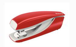 Leitz 5502 30 Lap Kapacitású Tűzőgép - Piros