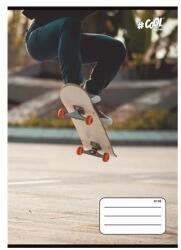 Victoria Skateboard Tűzött Füzet - A5, Vonalas, 32 Lap, 4-8. Osztály, 21-32 (ISVFC79)