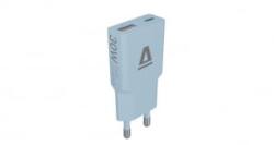AVAX NANO SLIM hálózati töltő adapter USB-C, USB-A (QC3.0) világoskék (CH641LB) (CH641LB)