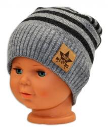 Baby Nellys Őszi/téli csíkos sapka - világosszürke/grafit Velikost koj. oblečení: 116 (5-6r)