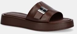 Calvin Klein bőr papucs FLATFORM SLIDE W/CK HW - LTH barna, platformos, HW0HW02368 - barna Női 41