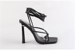 Chic Сандали Chic Women's Square Toe Strappy Flat Sandal - Black