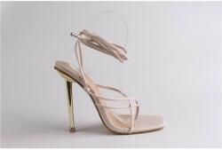 Chic Сандали Chic Women's Strappy Flat Sandal - Cream