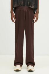 Adidas melegítőnadrág Flare Pant barna, férfi, nyomott mintás, JC8381 - barna XL