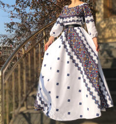 Ie traditionala Rochie Traditionala Laura 2