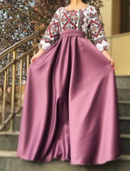 Ie traditionala Rochie Traditionala Laura