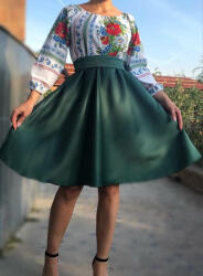 Ie traditionala Rochie Traditionala stilizata cu maci 12