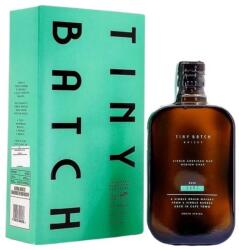 Tiny Batch Medium Char Whisky 0, 5L 43% - mindenamibar