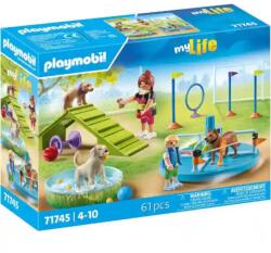 Playmobil 71745 My Life - Kutyajátszótér 61 darabos építő készlet