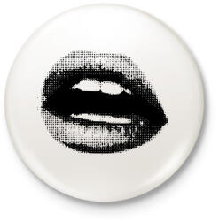 printfashion Dotted Lips - Kitűző, hűtőmágnes - Fehér (17394146)