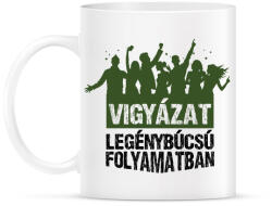 printfashion Vigyázat legénybúcsú folyamatban - Bögre - Fehér (17467423)