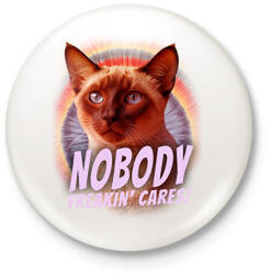 printfashion Senkit nem érdekel - Kitűző, hűtőmágnes - Fehér (17028509)