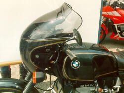 MRA Touring-szélvédő, BMW R 60/75/80/90/100 S Cockpit, füstszürke MRA Vázak, idomok, kiegészítők Szélvédő