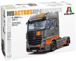Italeri 1/24 Mercedes-Benz Actros MP4 Big Space kamion makett (3968S) - innotechshop
