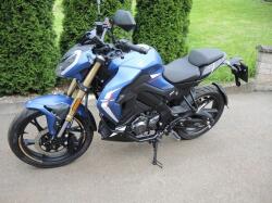 RDMOTO Engine guards RDMOTO CF179KD fekete (with protectors)