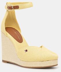 Tommy Hilfiger espadrilles FLAG HIGH WEDGE ESPAD CLOSED TOE sárga, éksarkú, FW0FW08494 - sárga Női 41