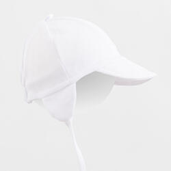 NEW BABY Pamut baba sapka napellenzővel New Baby Casually dressed fehér - pindurka