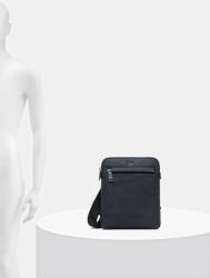 BOSS Чанта през рамо BOSS Ray_S zip env N (50536477) - answear - 103,64 лв