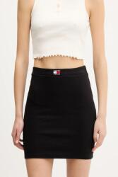 Tommy Jeans szoknya fekete, mini, egyenes, DW0DW20671 - fekete XS