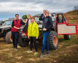 Off-road Élménytaxi - nyitott autóval | Gyerekeknek