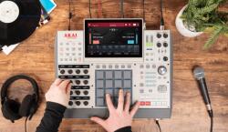 AKAI Pro MPC X SE