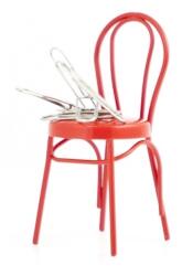 KIKKERLAND szék formájú mágnesen gemkapocs tartó (MH45-R) - officedepot