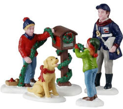 Lemax mailbox decorating Caddington Village 2025 - dekorfalvak