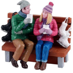 Lemax hot cocoa drinkers Caddington Village 2022