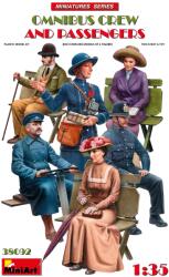 MiniArt Models 1/35 Tömegközlekedés figura szett modell kiegészítő (MI38092)