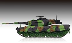 Trumpeter 1/72 Leopard2A4 MBT német tank modell (TRU07190)