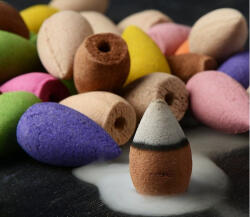  Szantál Füstölő Kúp